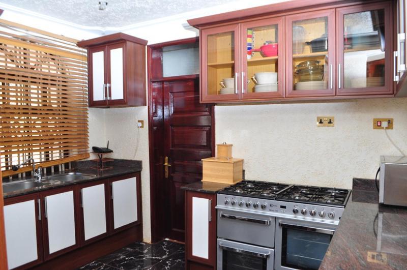Vila Plot 4 Kavuma Close Kampala Exteriér fotografie