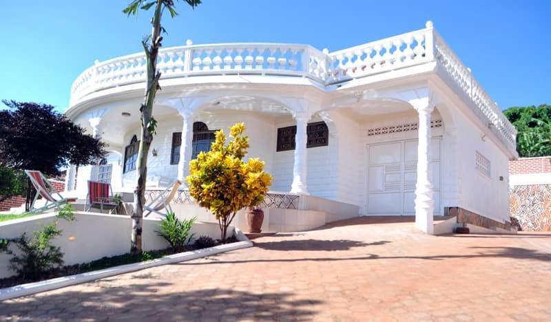 Vila Plot 4 Kavuma Close Kampala Exteriér fotografie