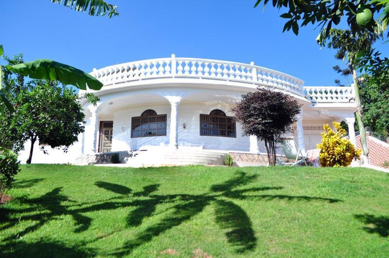 Vila Plot 4 Kavuma Close Kampala Exteriér fotografie
